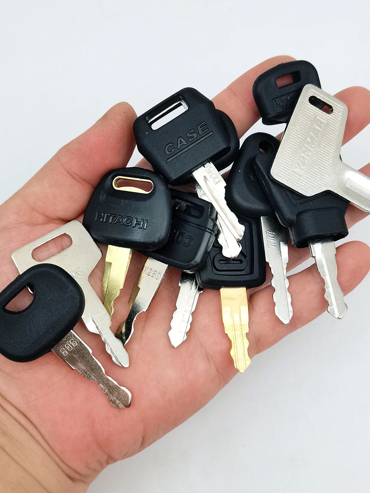12 type doorlock lgnition Key  - Heavy Equipment Hitachi recension och pris